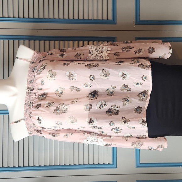 Love J Blush Pink Floral Cold Shoulder Sheer Blouse - Picture 2 of 13